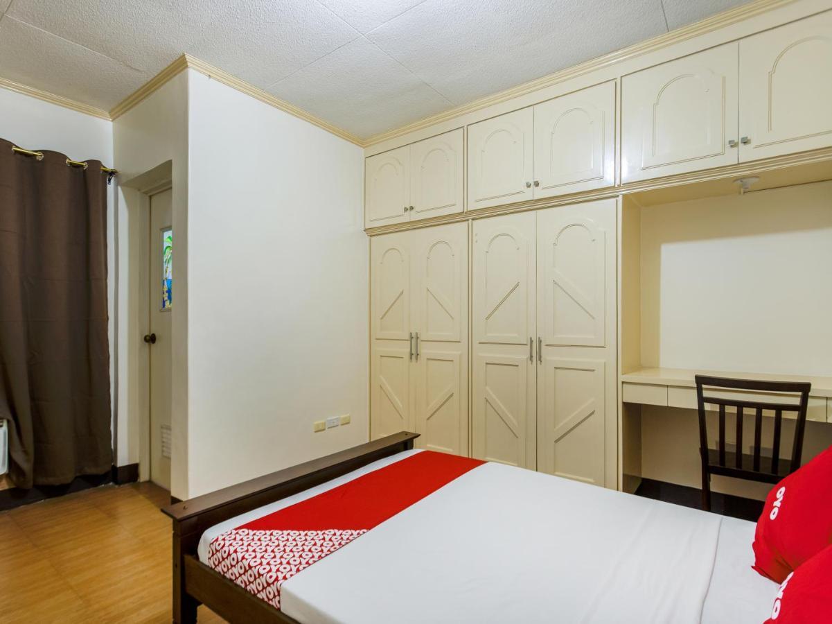 Hôtel Oyo 831 Casa Maria à Manille Extérieur photo