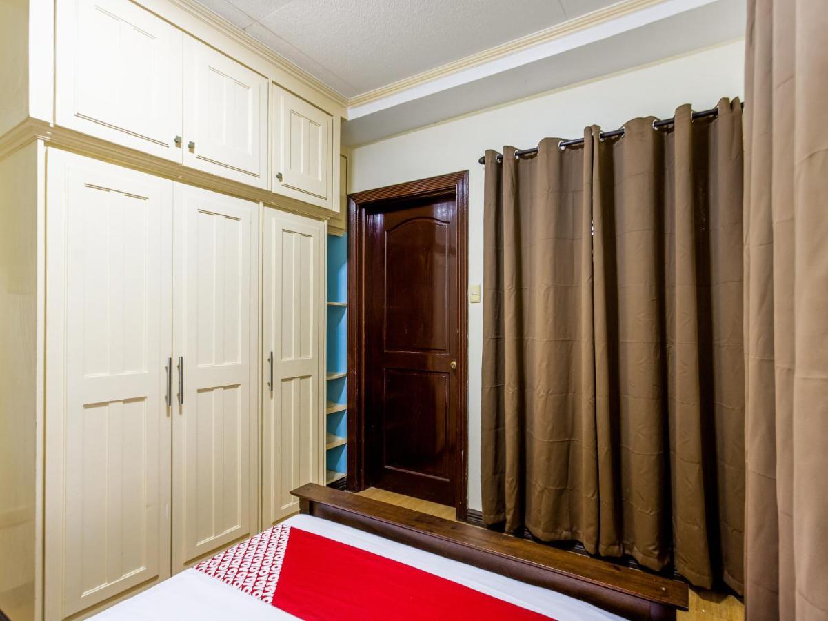 Hôtel Oyo 831 Casa Maria à Manille Extérieur photo