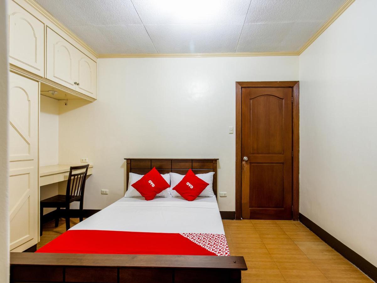 Hôtel Oyo 831 Casa Maria à Manille Extérieur photo