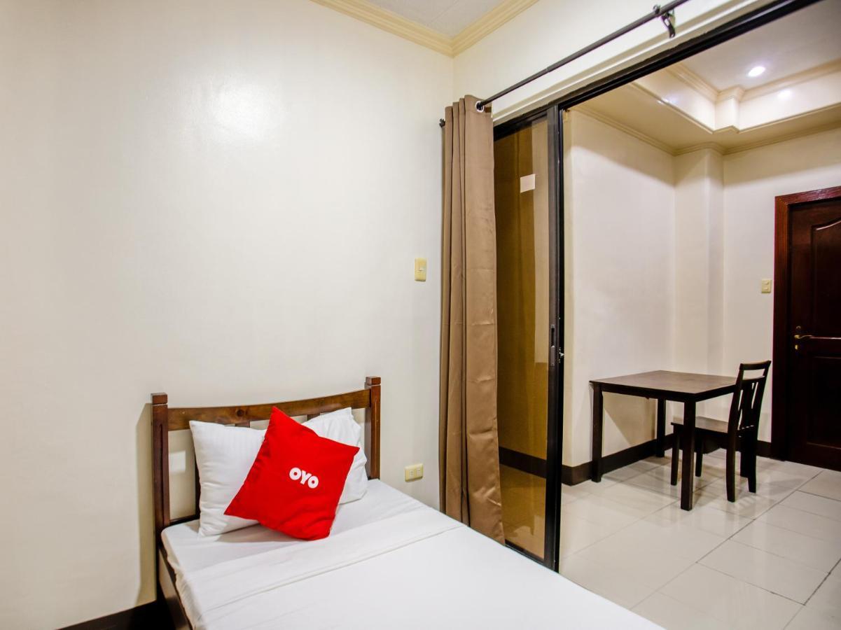 Hôtel Oyo 831 Casa Maria à Manille Extérieur photo